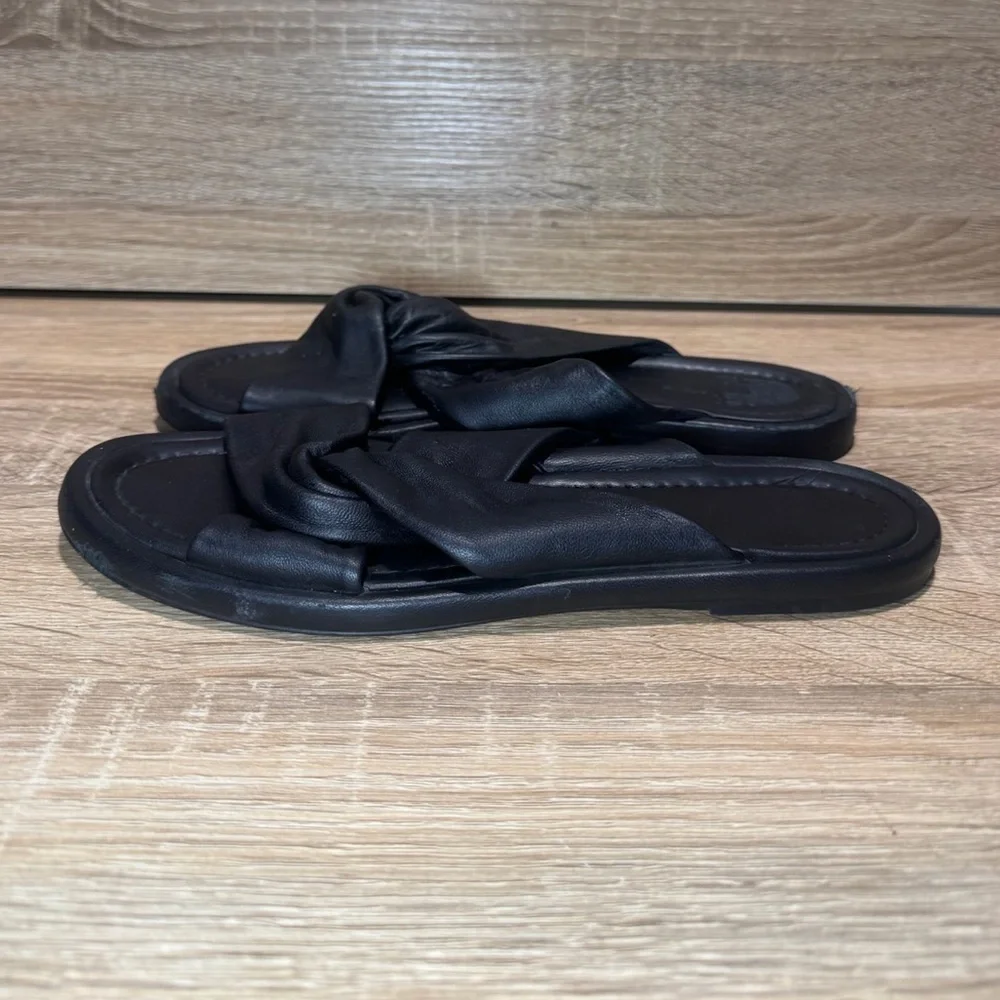 Everlane The Day Twist Slip On Sandals Black Leather Women’s Size 7.5 Flats - Picture 6 of 14